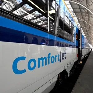 ComfortJet Zug am Prager Hauptbahnhof