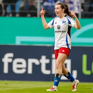Pauline Machtens jubelt