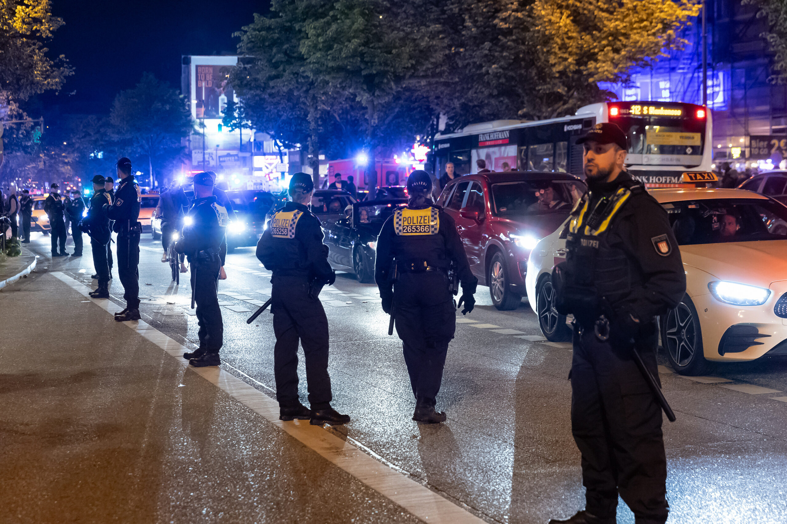 Polizisten auf dem Kiez im Einsatz (Archivbild).