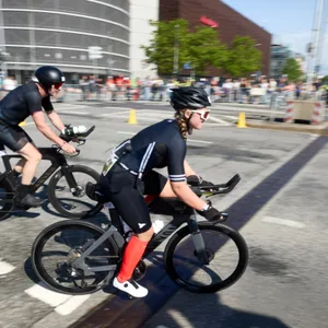 Triathlon in Hamburg – viele Straßen in der City gesperrt