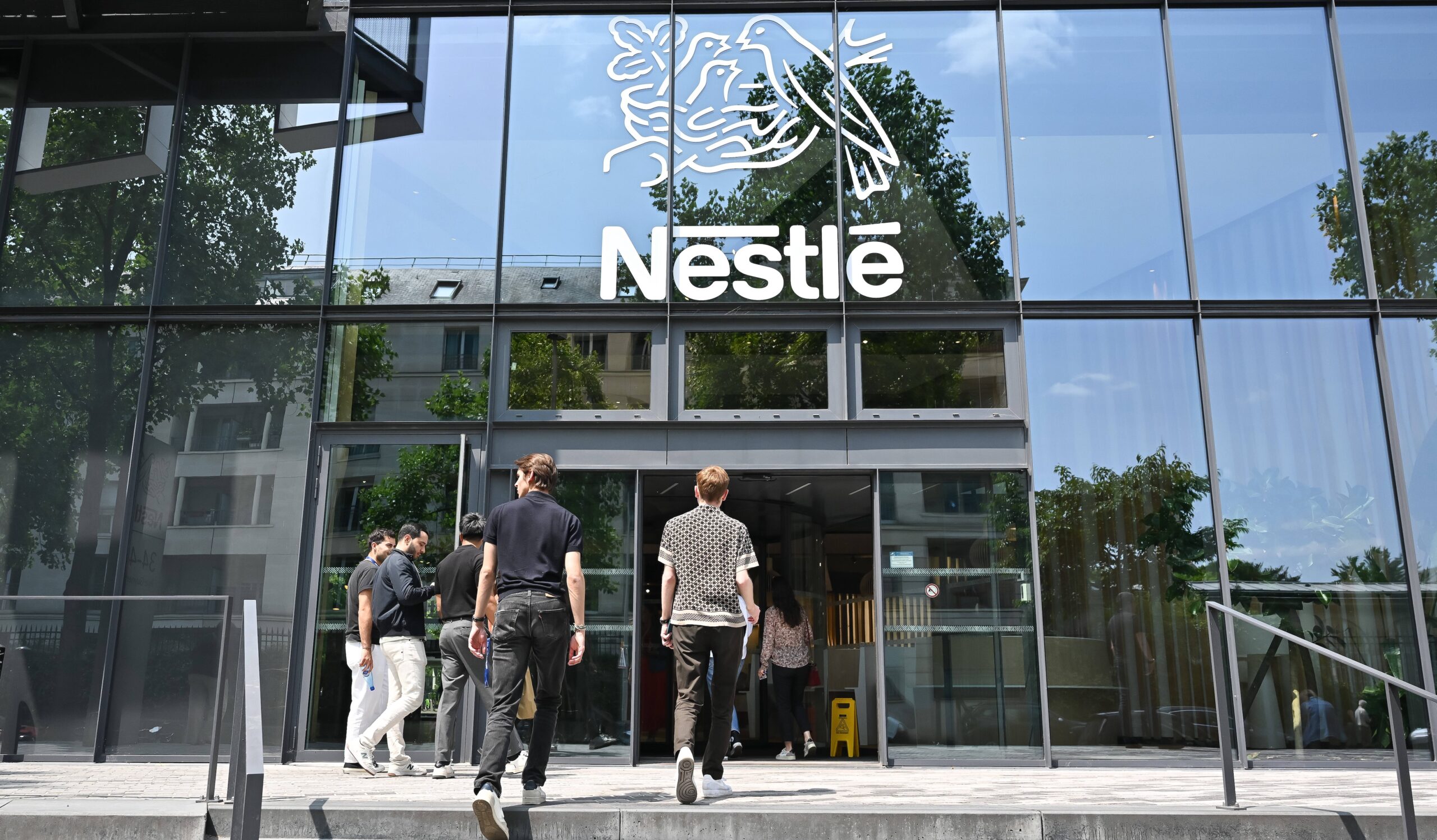 Eingang der Nestle Zentrale