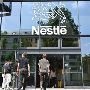 Eingang der Nestle Zentrale