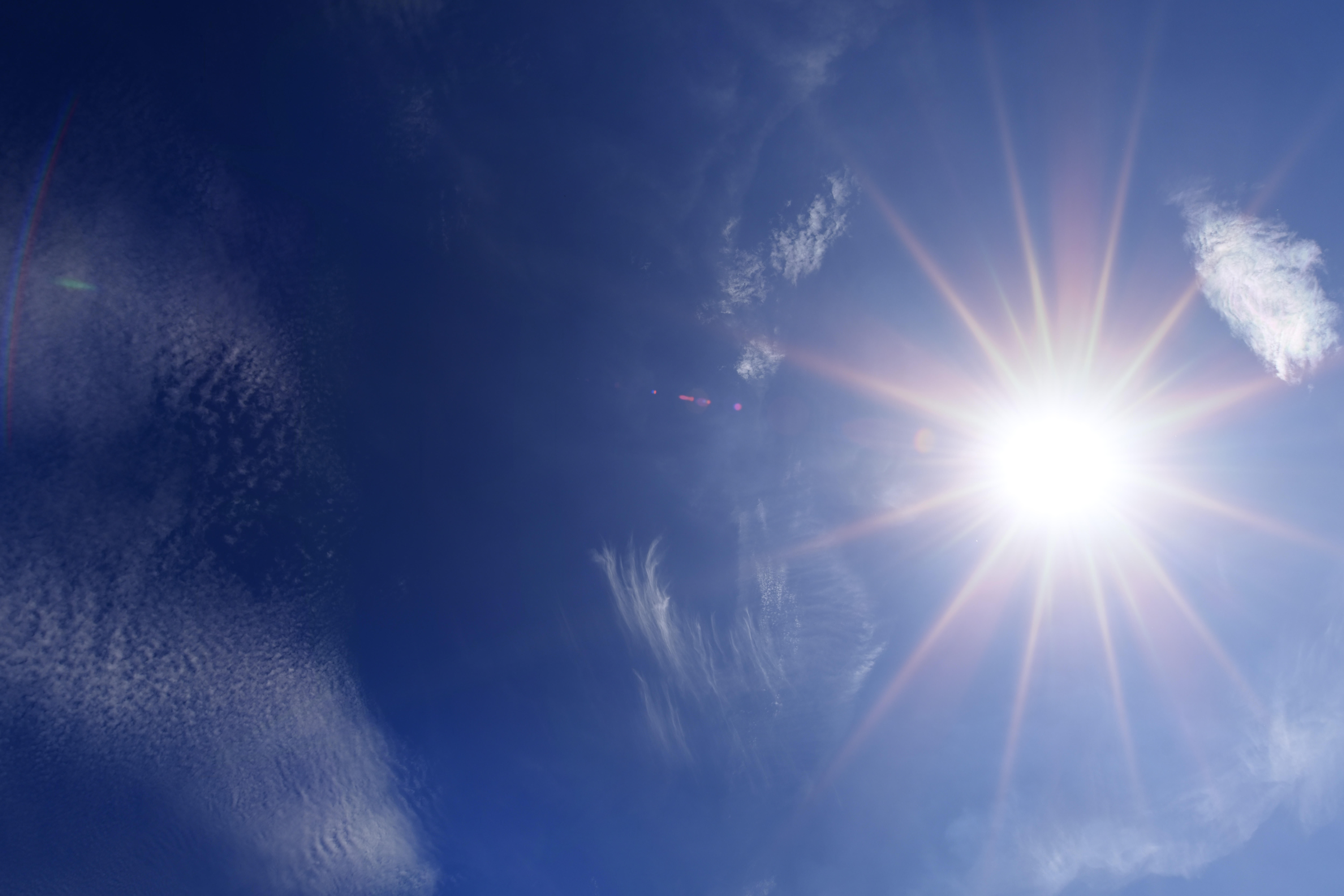 Gleißende Sonne