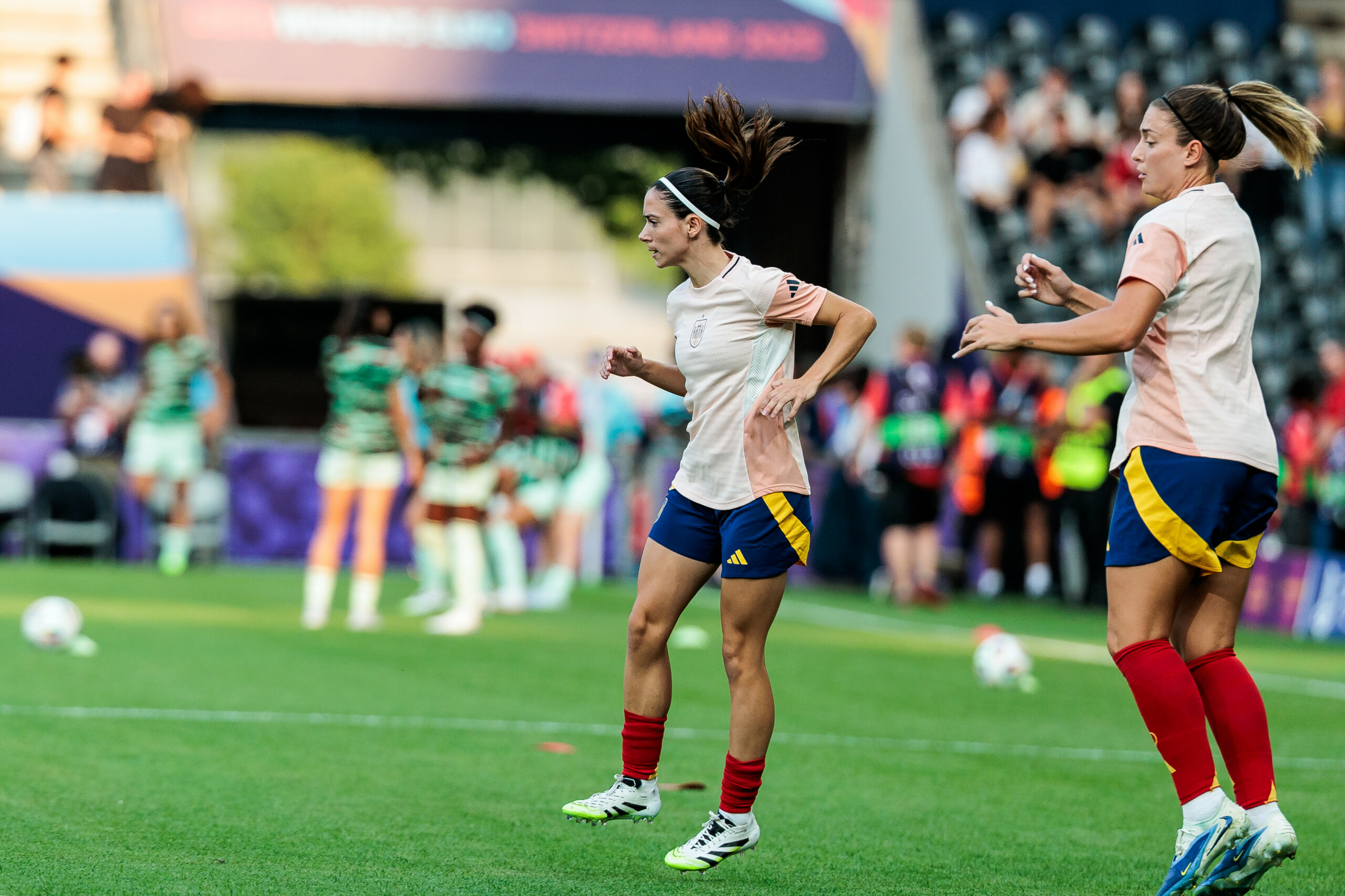 Spaniens Superstars: Aitana Bonmatí und Alexia Putellas