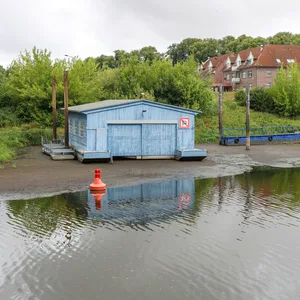 Extremes Niedrigwasser am Hafen von Dömitz