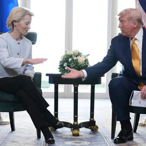 EU-Kommissionspräsidentin Ursula von der Leyen und US-Präsident Donald Trump haben sich auf einen Deal geeinigt.