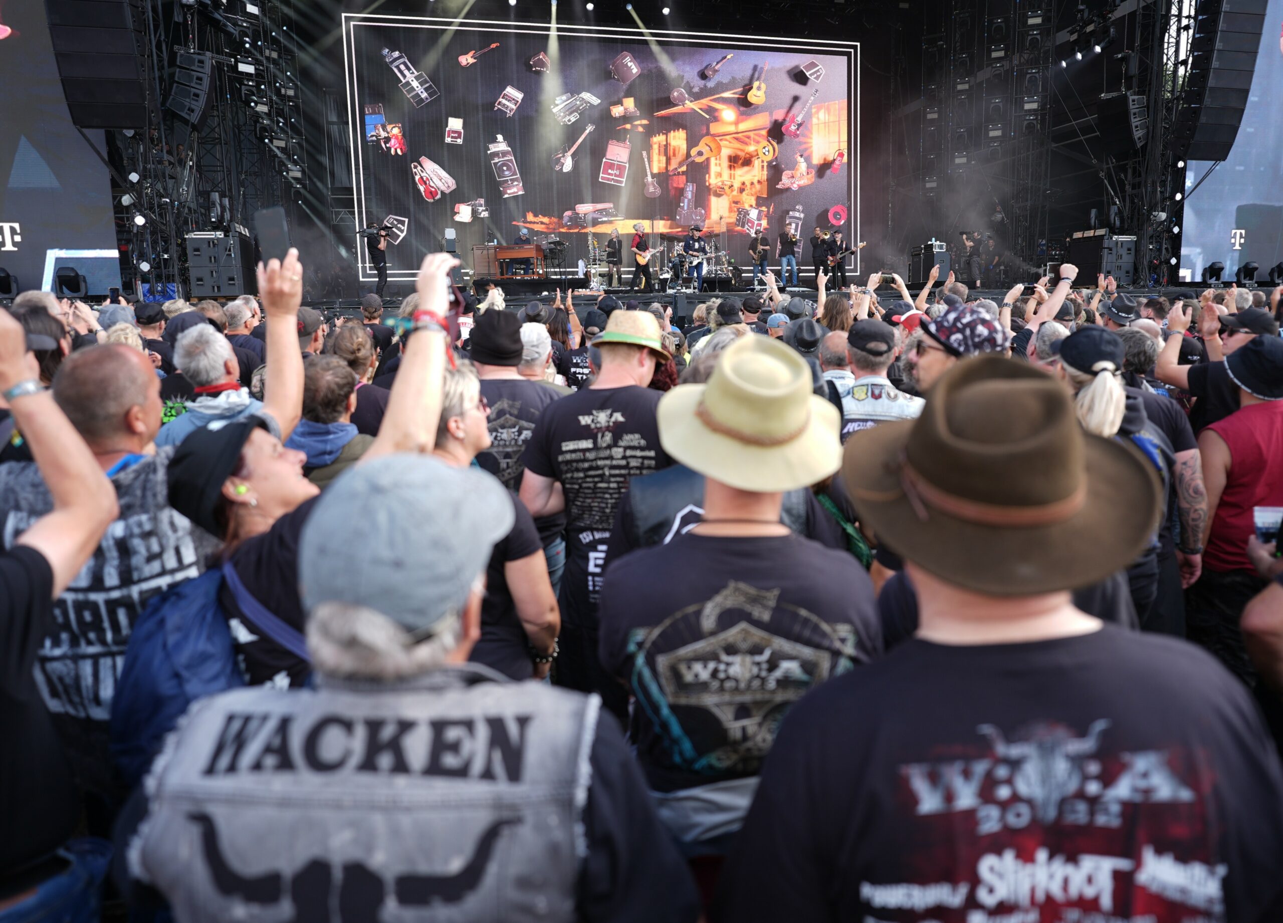 Hier nur ein Symbolbild, weil es das Band-Management so will Beim Guns N'Roses-Auftritt herrscht ein striktes Foto- und Video-Verbot.