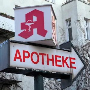 Apotheke Schild Symbolfoto