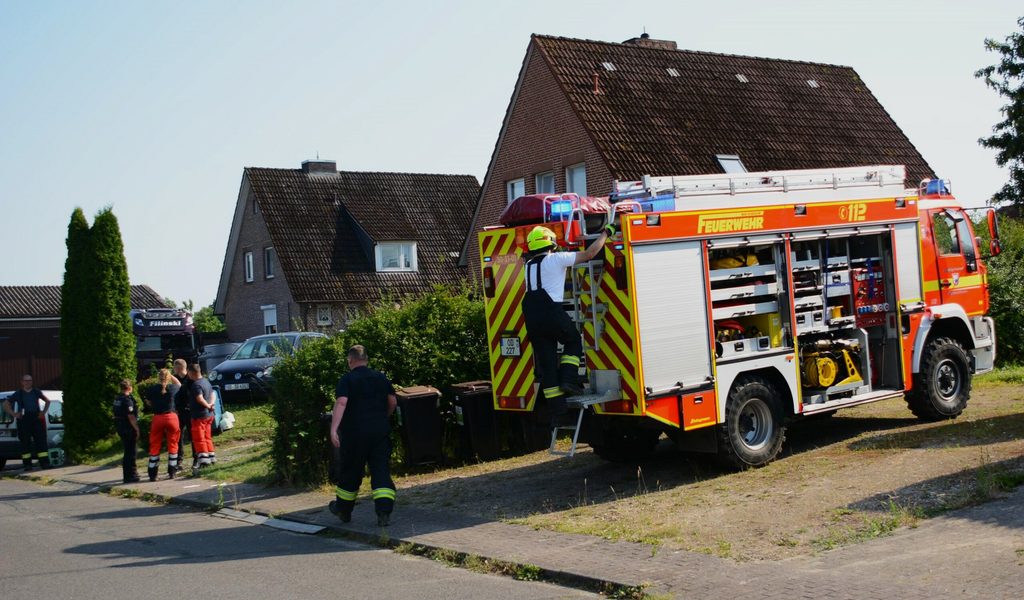 Balkon-kracht-ein-t-dlicher-Unfall-auf-Baustelle-in-der-N-he-von-Hamburg
