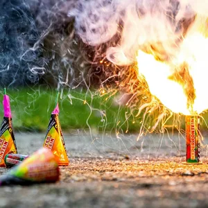 Böller, Explosion, Feuerwerk