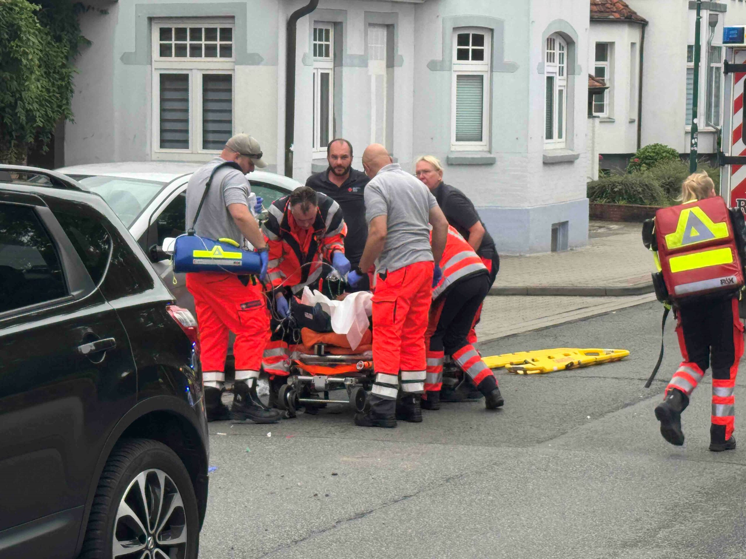 Bei dem Unfall in Harsefeld wurde ein 89-Jähriger schwer verletzt.