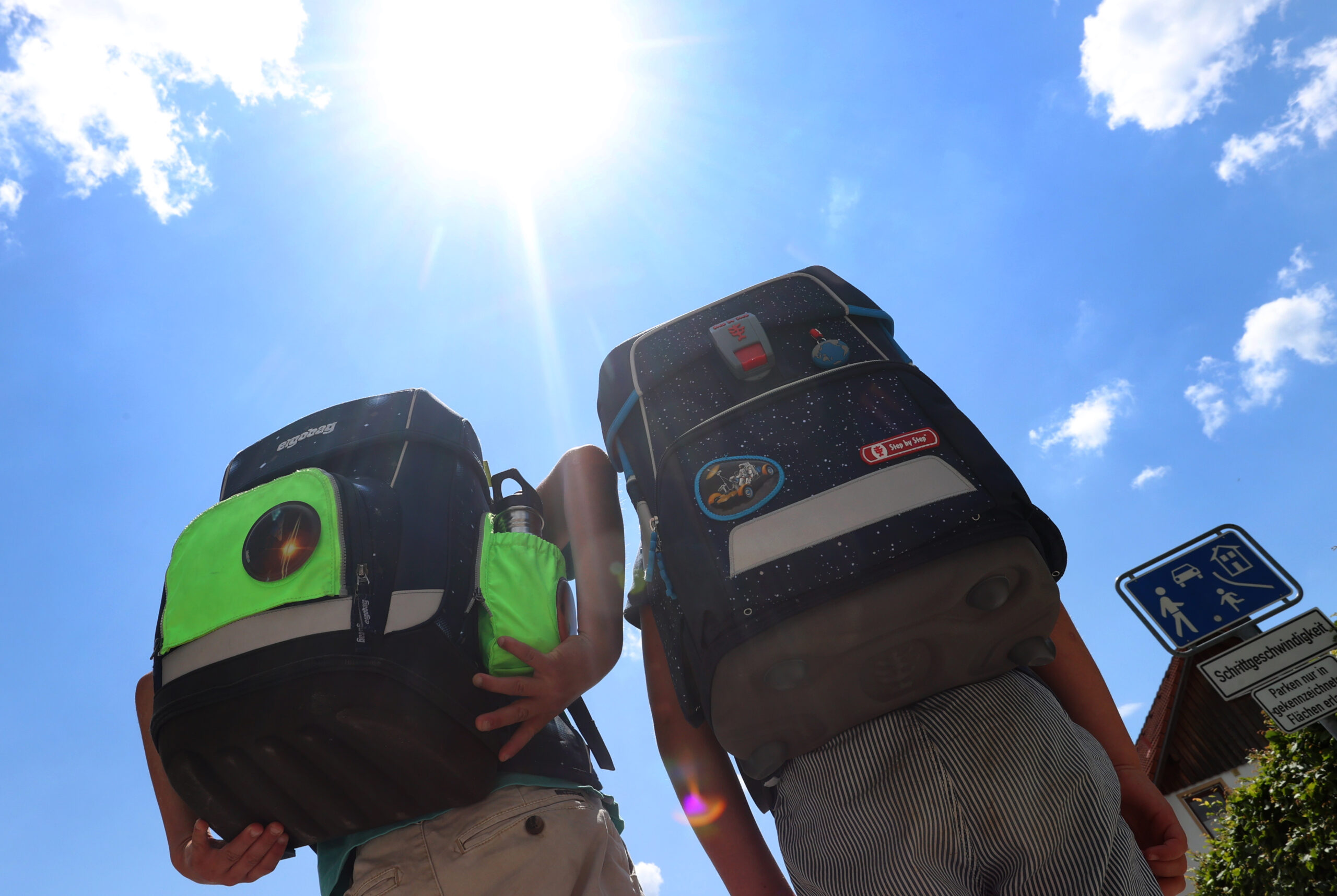 Schulkinder, Hitze, Sonne