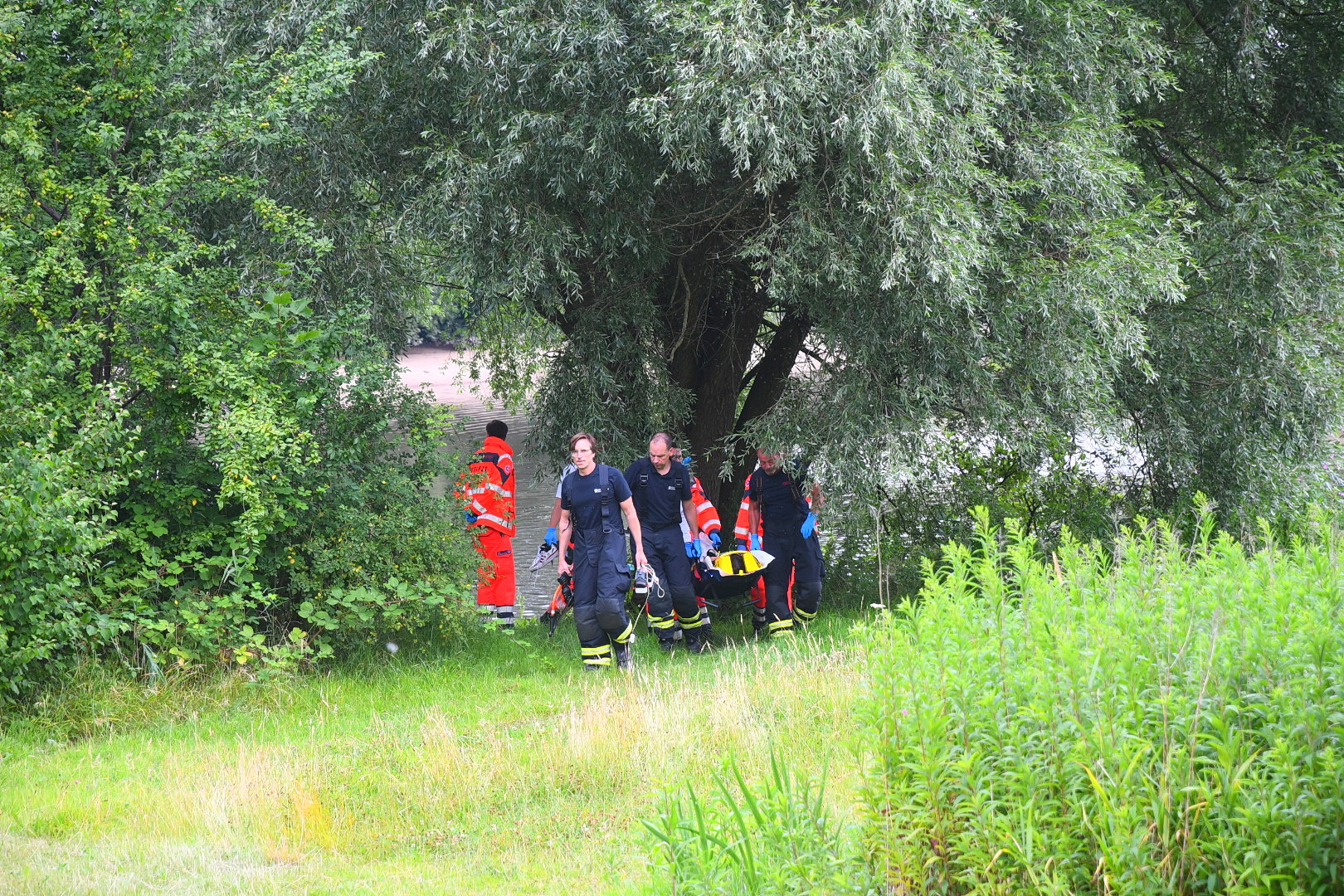 Rettungsdienst am Unfallort
