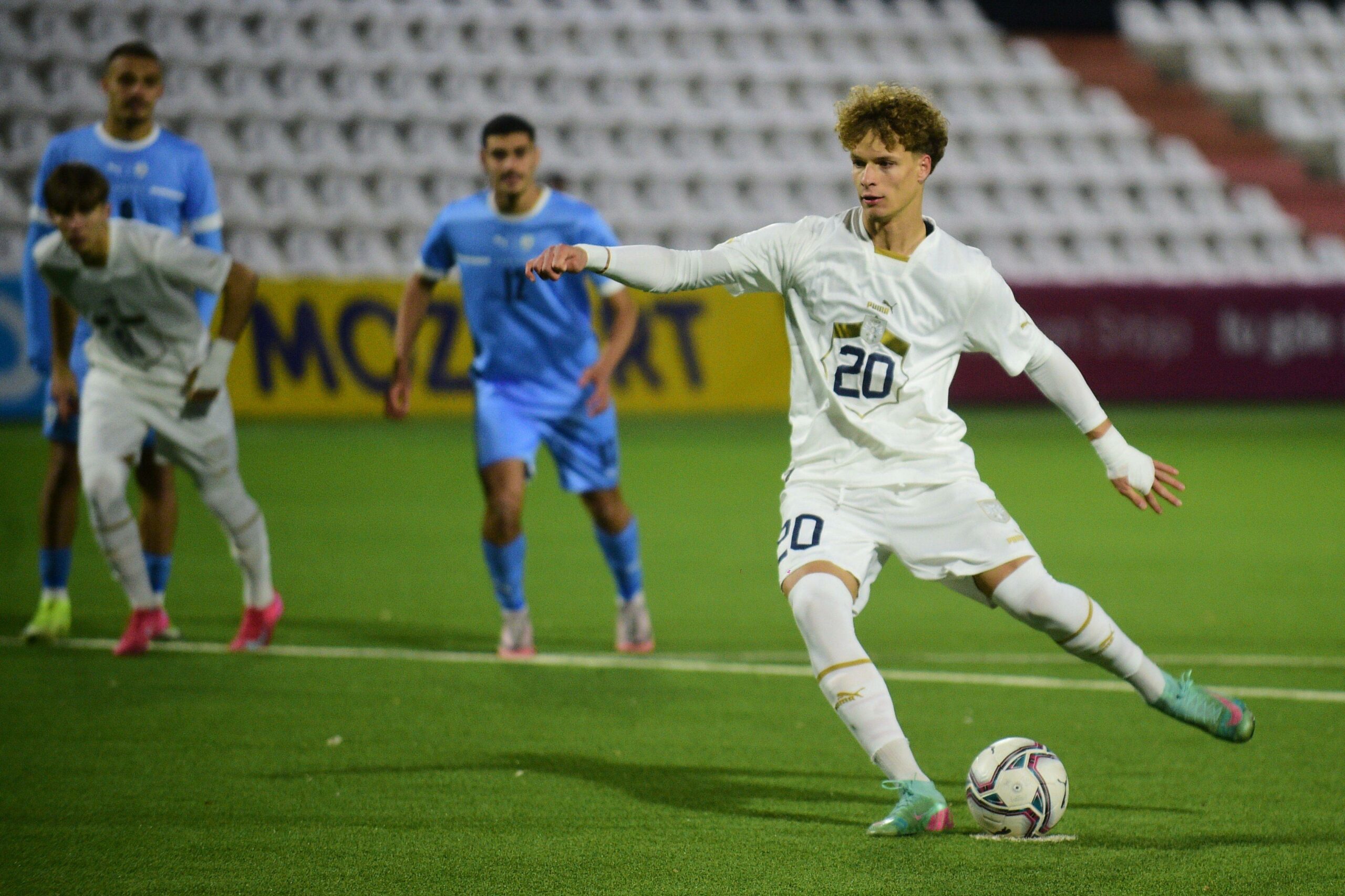 Lazar Jovanovic im Einsatz der U19 von Serbien