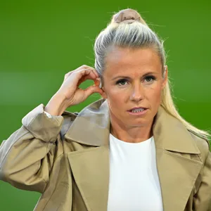 Julia Simic als Kommentatorin