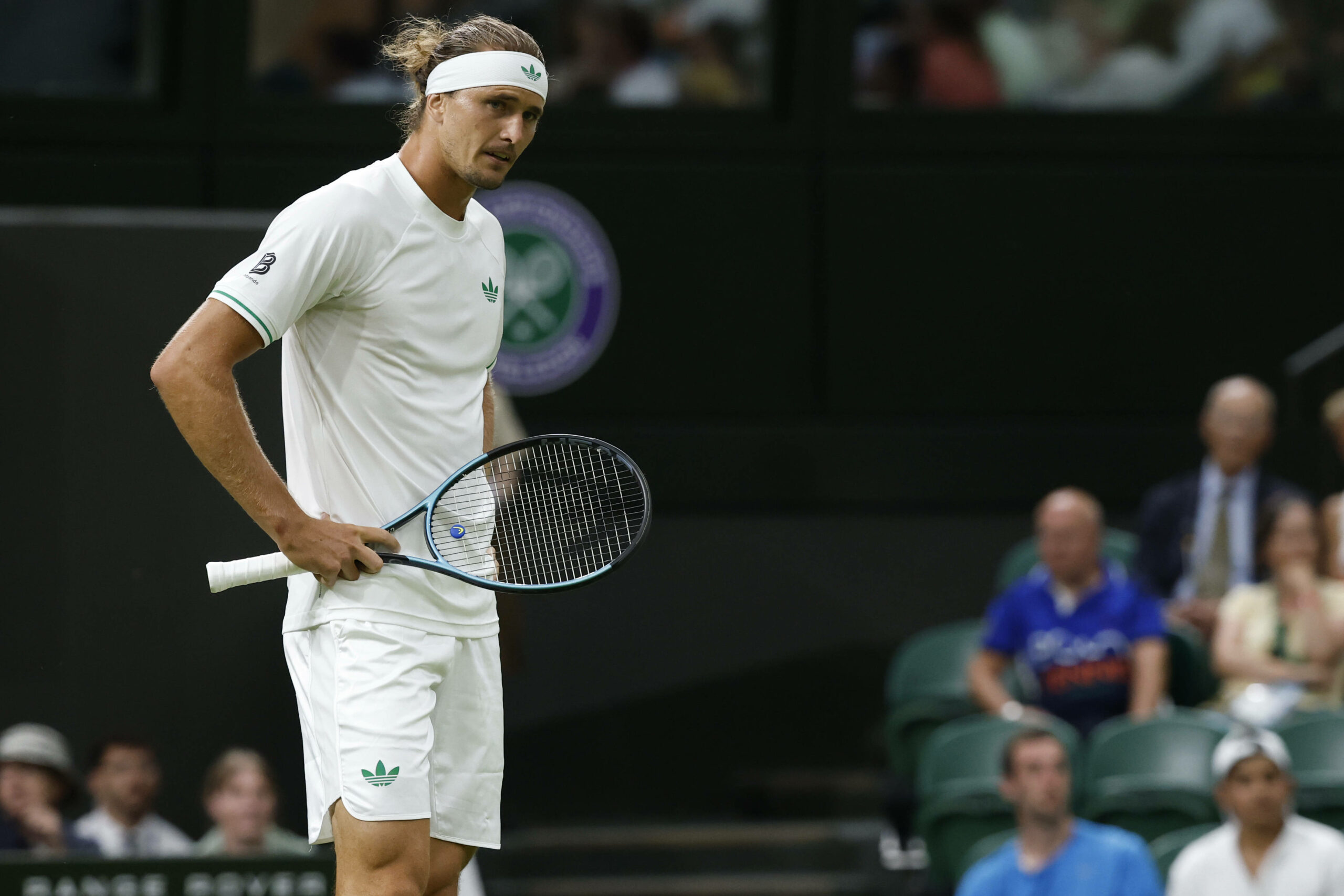 Alexander Zverev bei seinem Erstrudnen-Match in Wimbledon