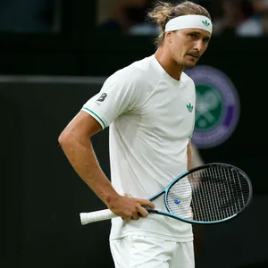 Alexander Zverev bei seinem Erstrudnen-Match in Wimbledon