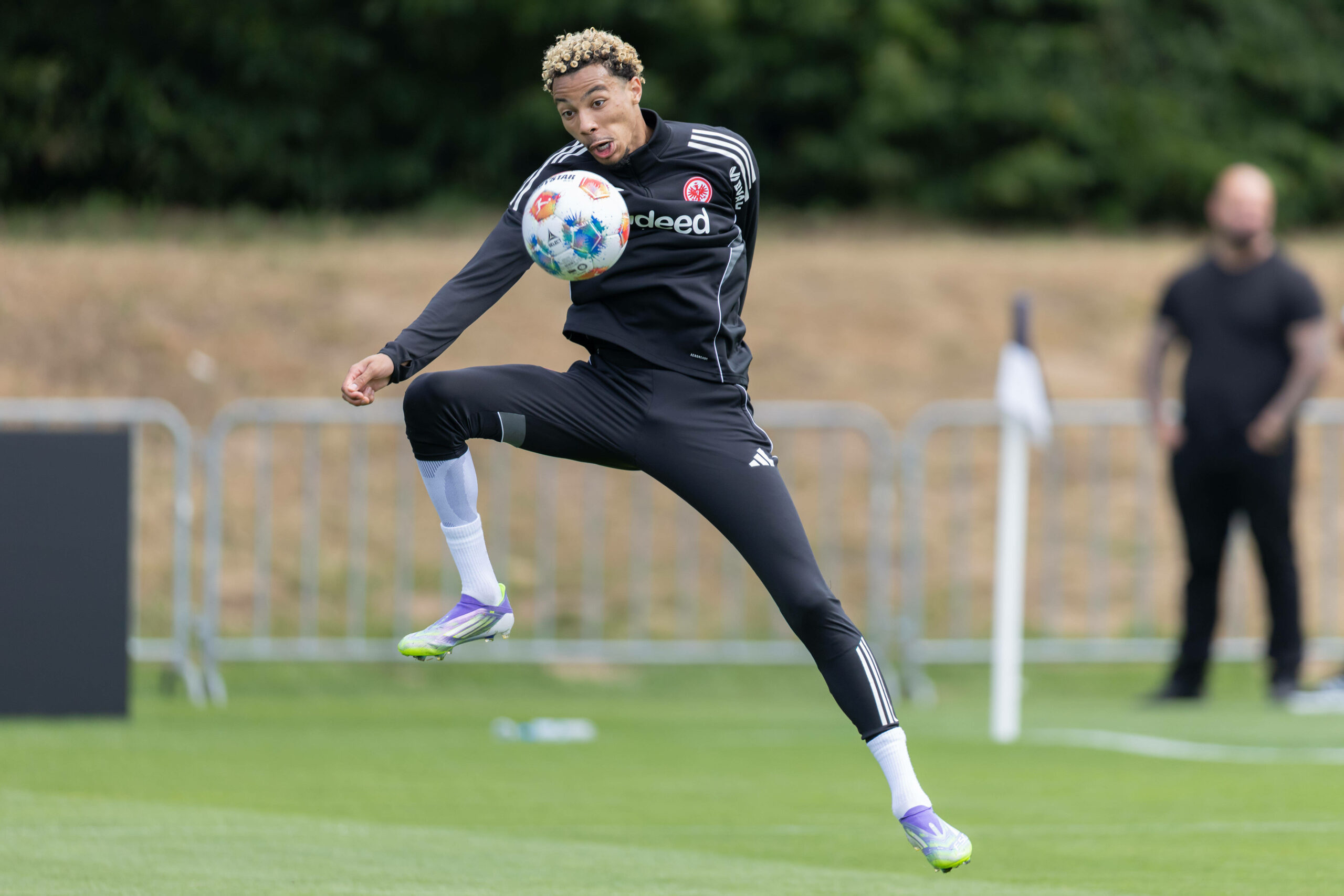 Hugo Ekitiké beim Training von Eintracht Frankfurt