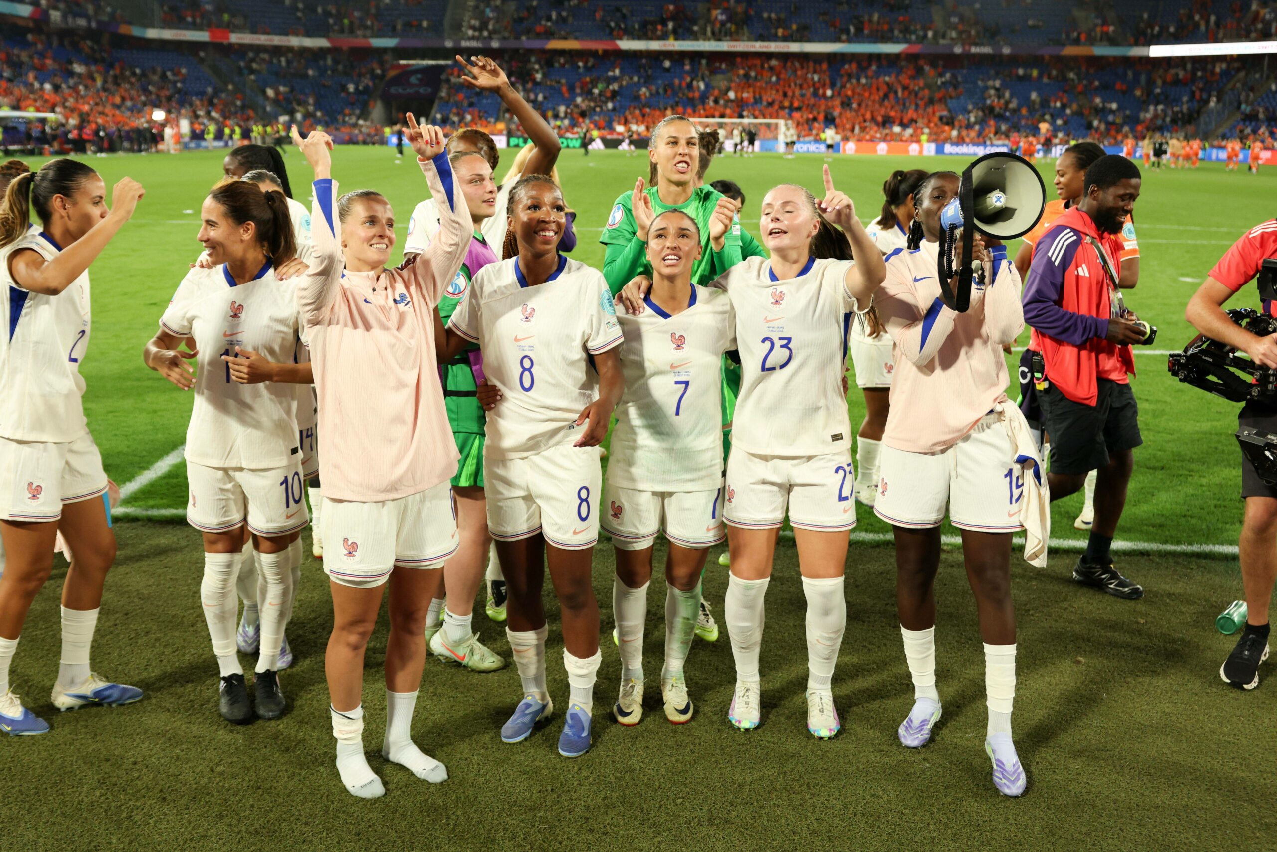 Frankreich feiert den Sieg gegen die Niederlande