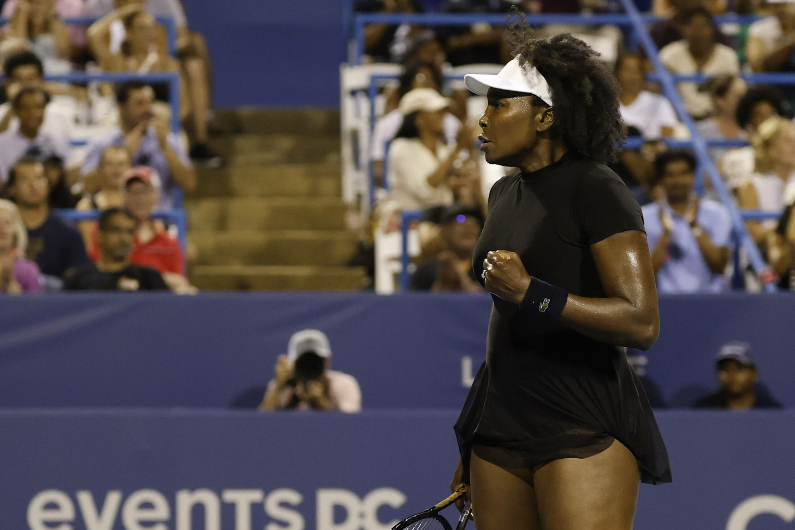 Venus Williams ballt die Faust.