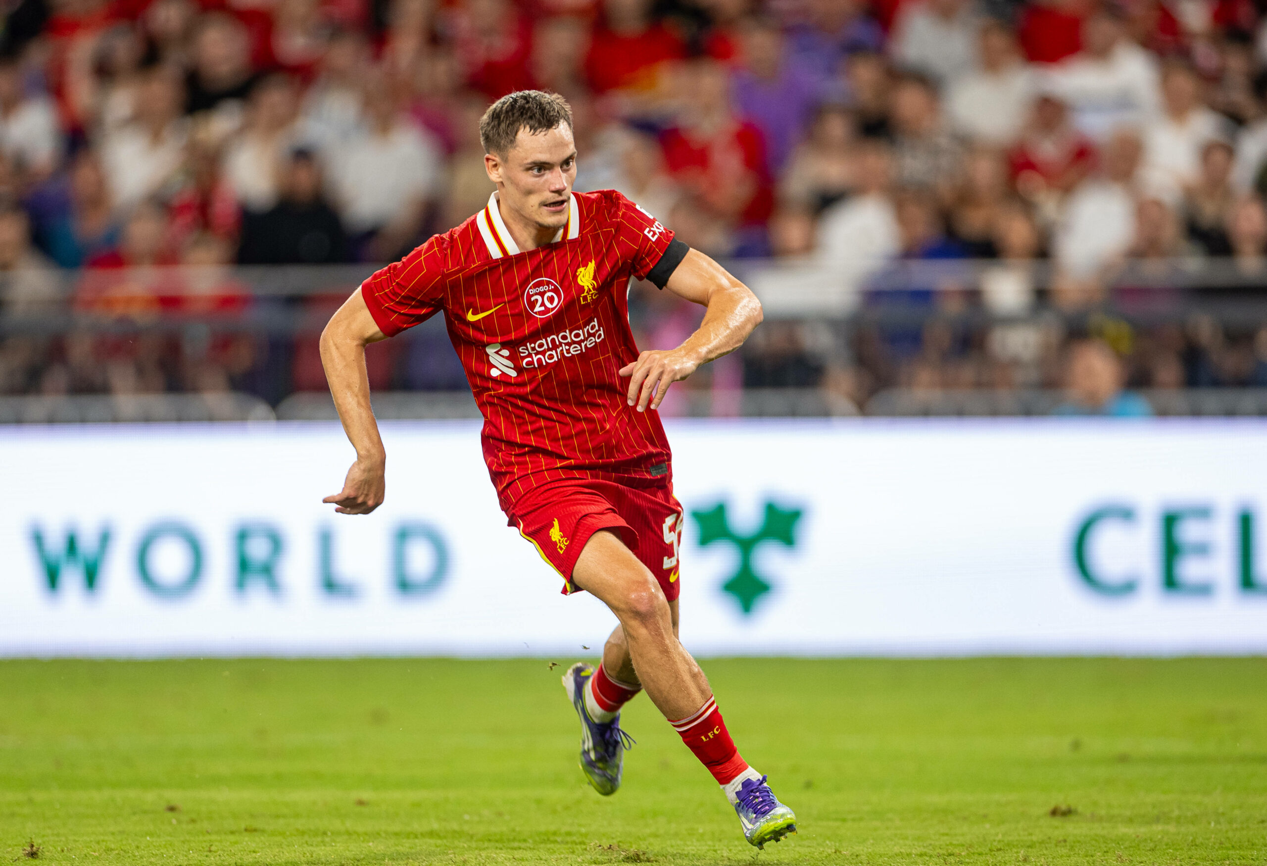 Liverpools Florian Wirtz beim Testspiel in Hong Kong gegen Milan