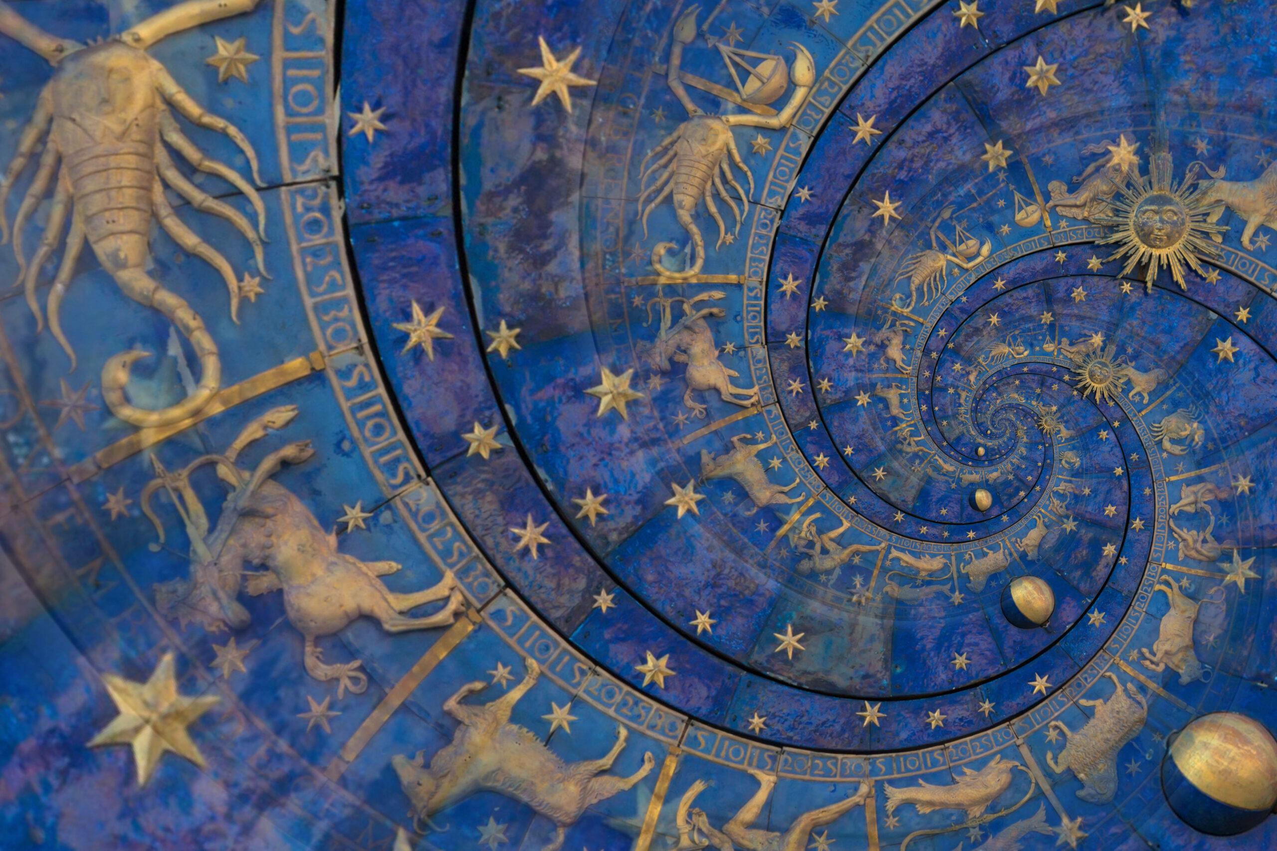 Was halten die Sterne für Sie parat? Erfahren Sie es im täglichen Horoskop!