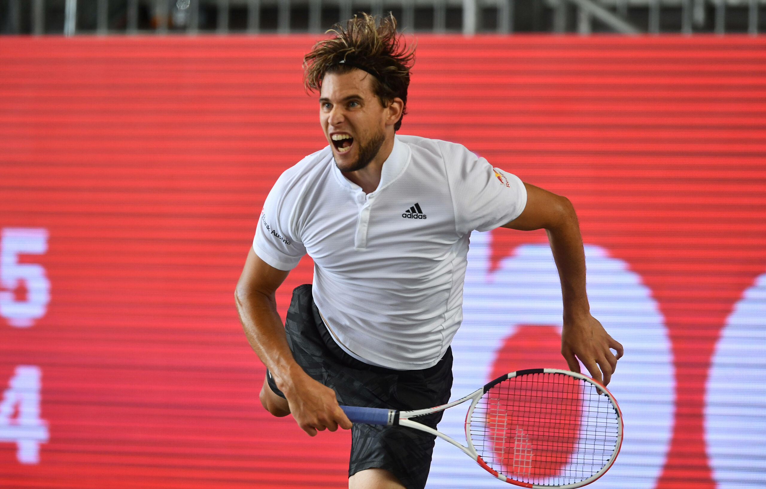 Dominic Thiem beim Schaukampf gegen Tommy Haas im Juli 2020