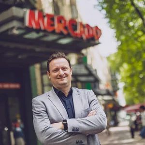 Sven Ebert, Centermanager vom Mercado, schaut positiv in die Zukunft des Wirtschaftsstandorts Altona.