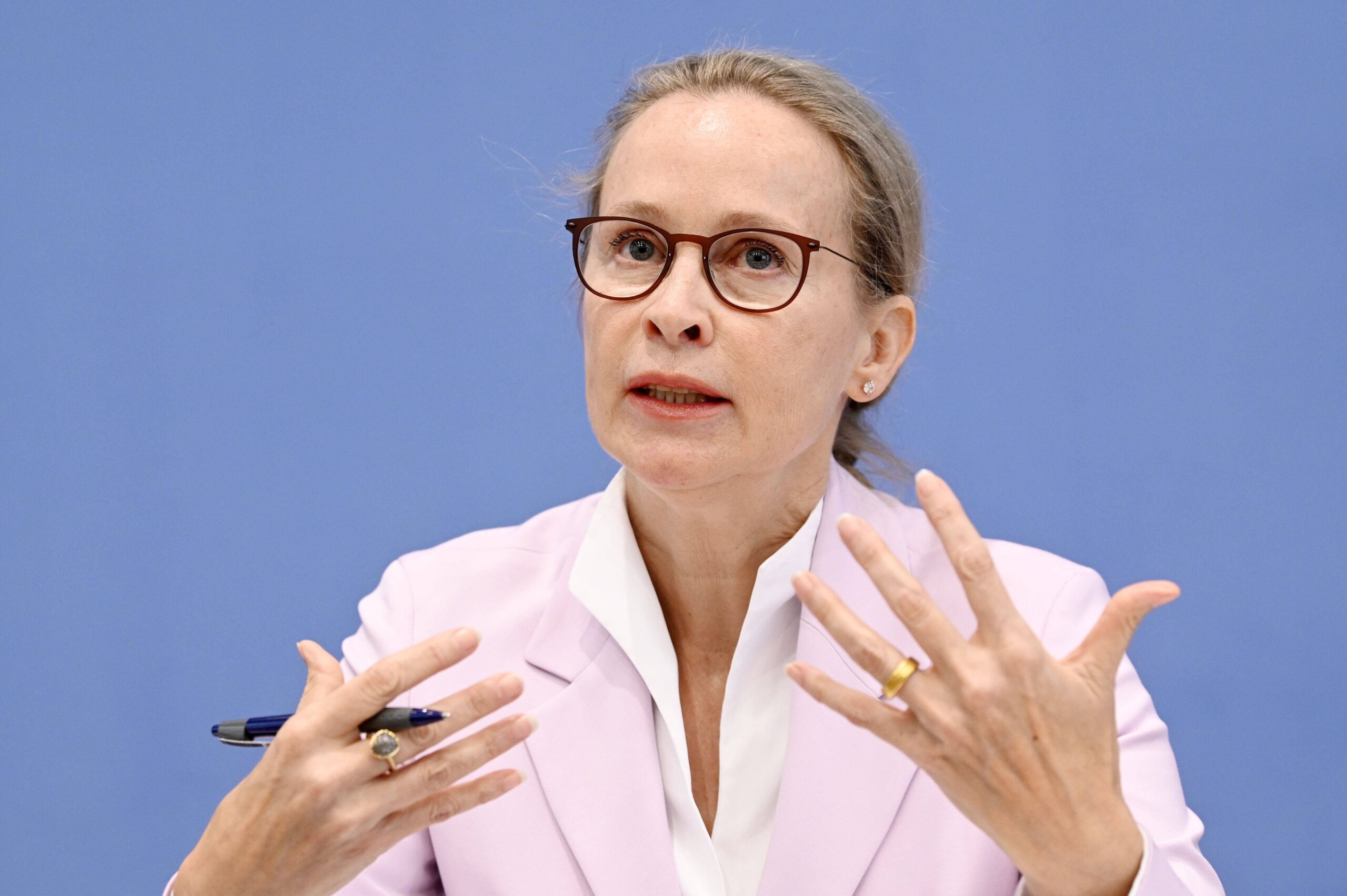 Richterin Brosius-Gersdorf bei einer Pressekonferenz