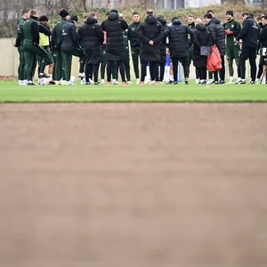 St. Pauli-Training während Bauarbeiten