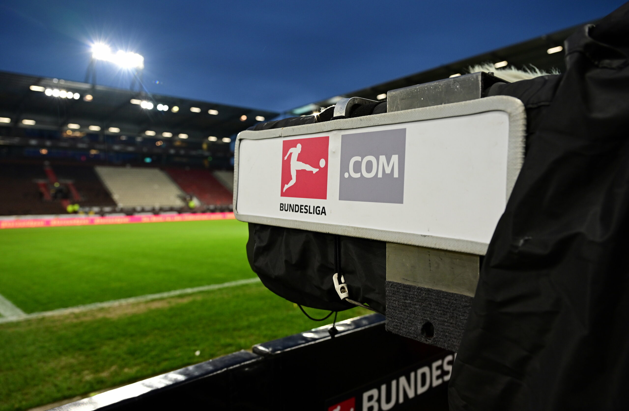 Bundesliga-Übertragungskamera im Millerntor-Stadion