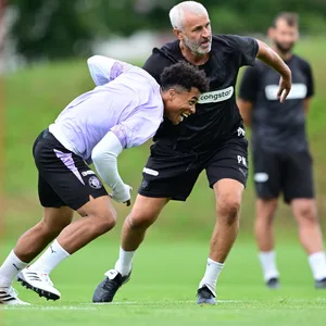 Joel Chima Fujita im Training gegen Peter Nemeth