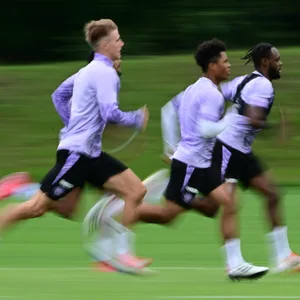 Ahlstrand, Fujita und Jones beim Lauftraining