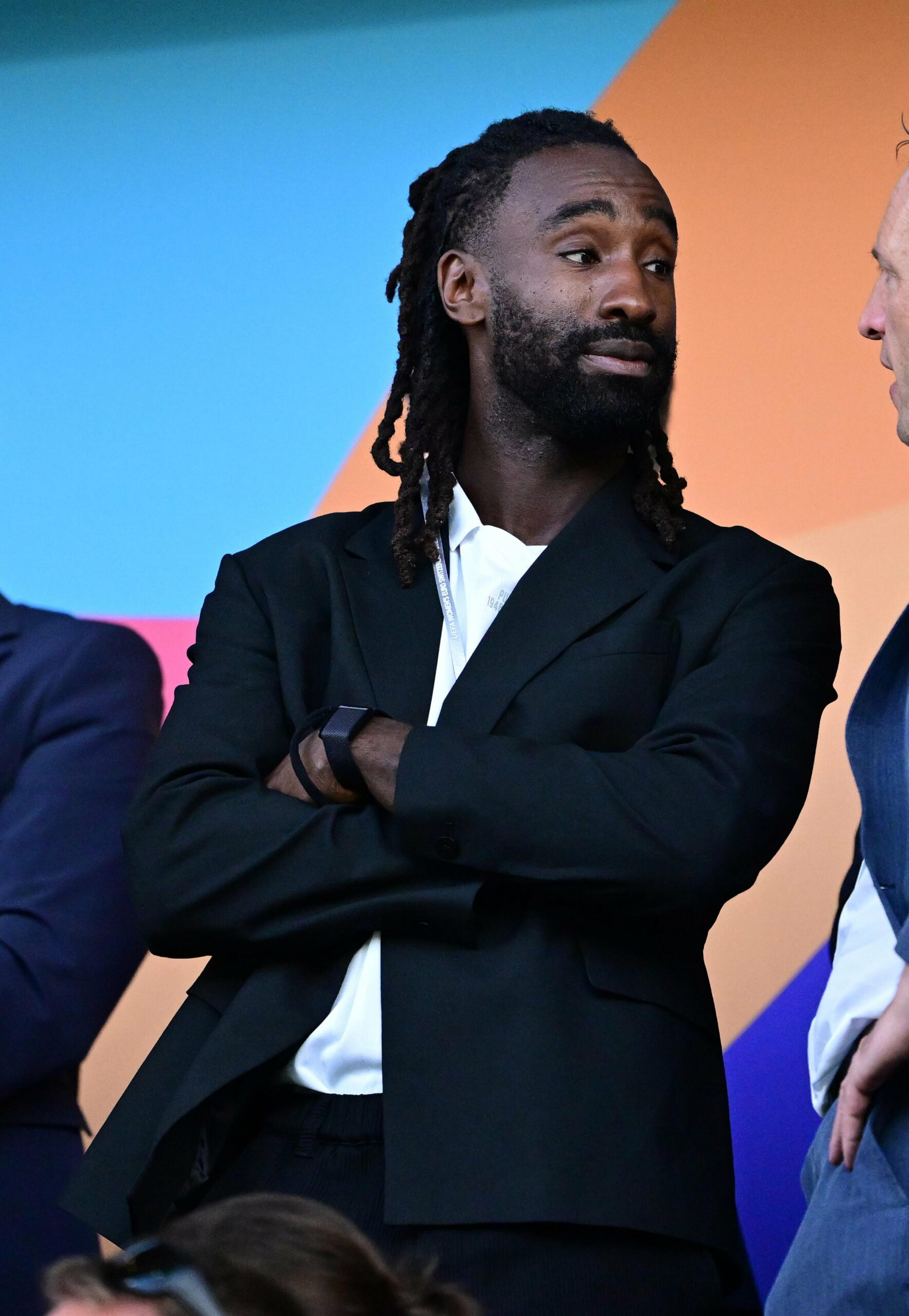 Johan Djourou als Zuschauer bei der Frauen-EM