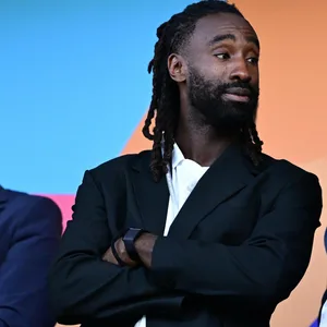 Johan Djourou als Zuschauer bei der Frauen-EM