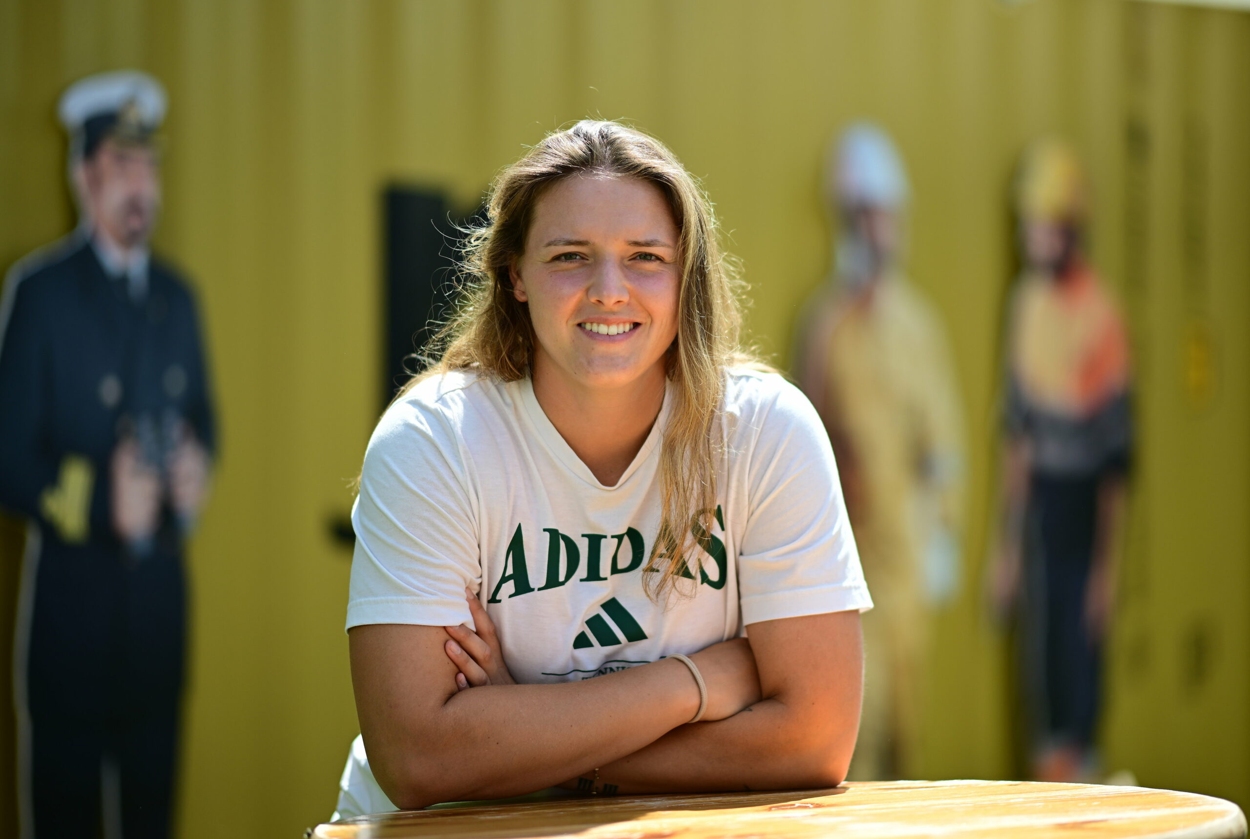 Jule Niemeier lächelt am Hamburger Rothenbaum