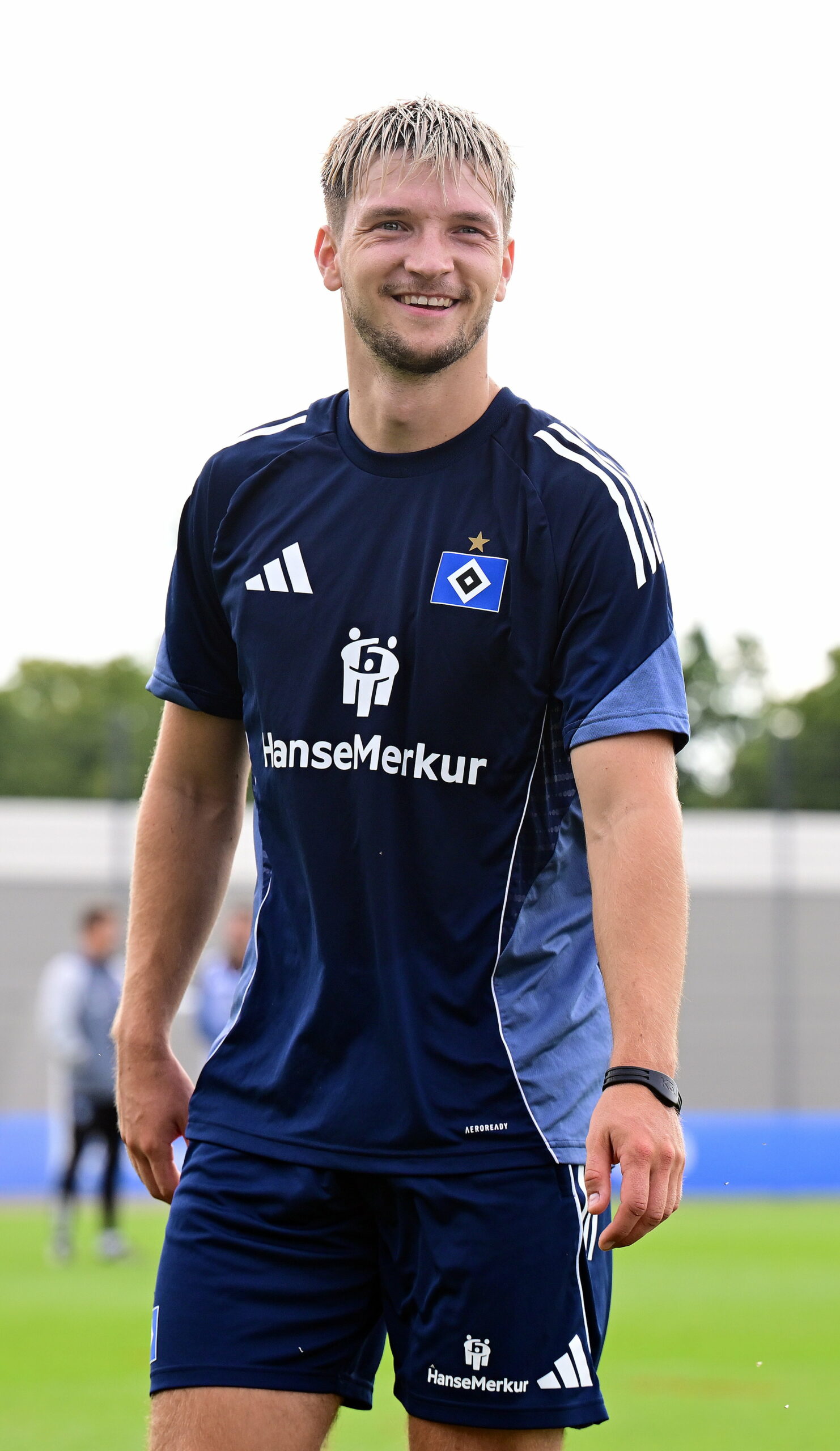 Nur sechs Monate nach seinem Kreuzbandriss hat Noah Katterbach sein HSV-Comeback gegeben.