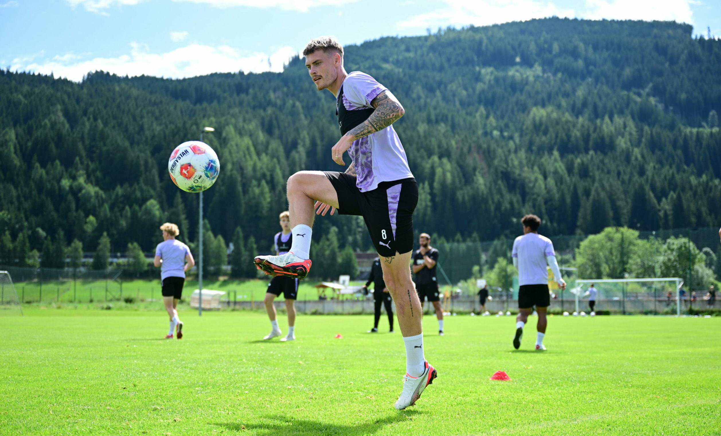 Wieder am Ball und fit: Eric Smith ist in Flachau endlich richtig ins Training eingestiegen.