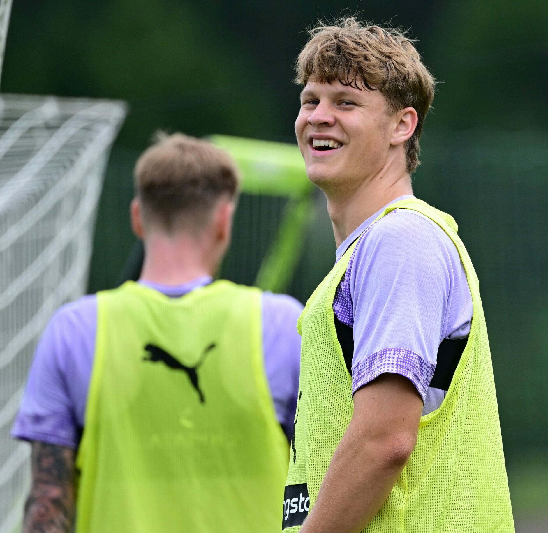Gut gelaunt und hochmotiviert: St. Pauli-Neuzugang Jannik Robatsch im Trainingslager in Flachau.