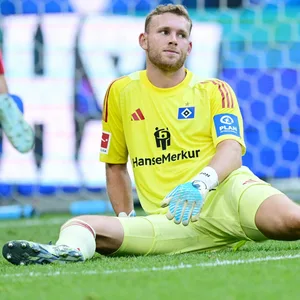 HSV-Torwart Daniel Peretz im Testspiel gegen Lyon