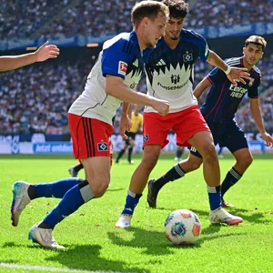 Emir Sahiti beim HSV-Test gegen Lyon