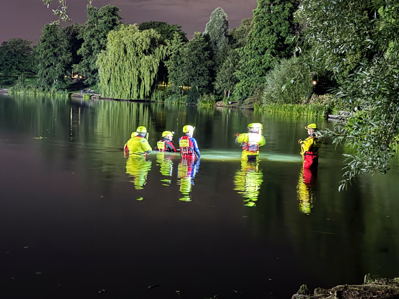 Die Polizei suchte am Mittwochabend nach dem Jungen im Stadtpark – erfolglos.