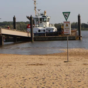 Der Schlepper „VB Rasant“ war als erstes vor Ort.