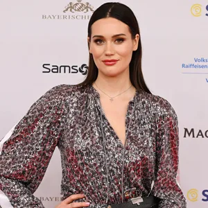 Model Gloria-Sophie Burkandt, Tochter des bayerischen Ministerpräsidenten Söder