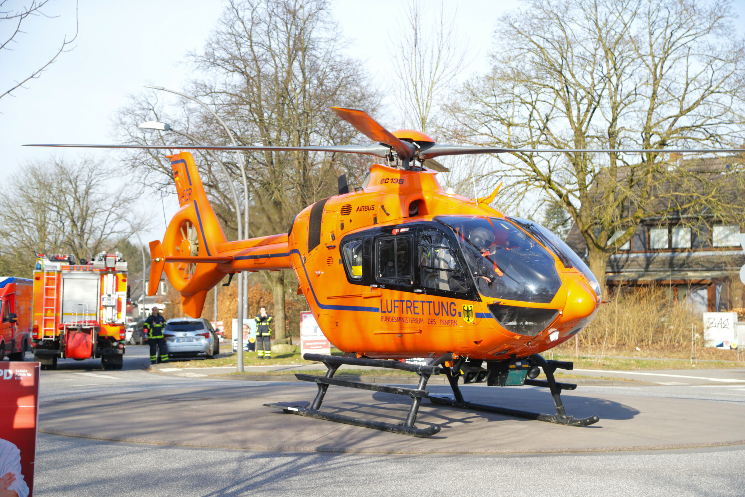 Ein Rettungshubschrauber im Einsatz (Symbolbild)