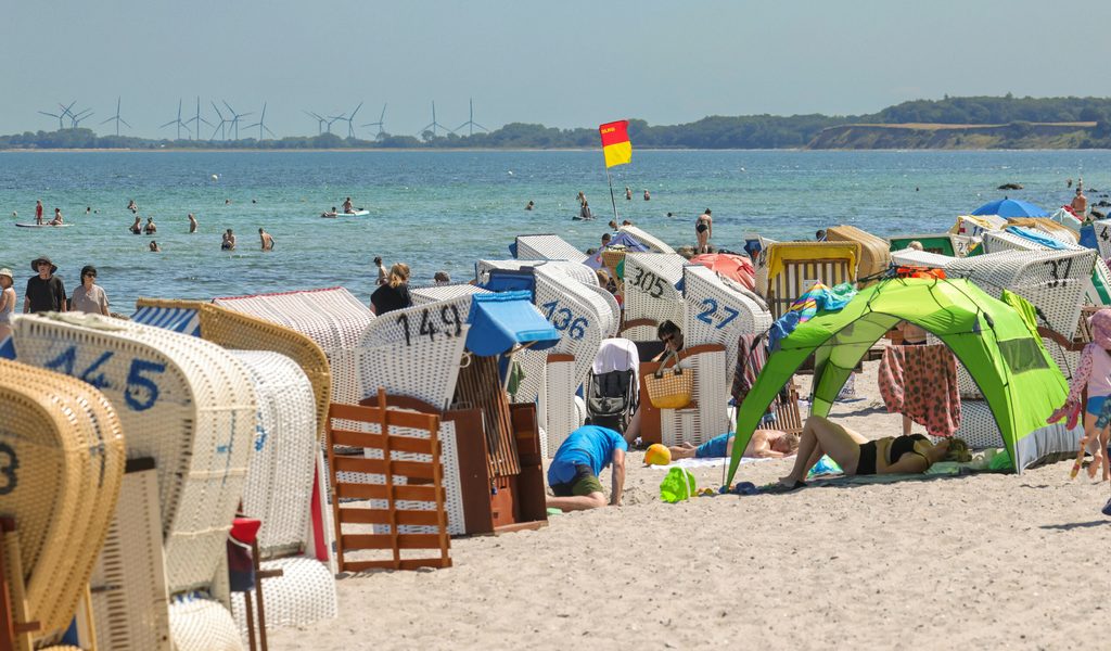 Millionen-Urlauber-an-Ost-und-Nordsee-Tourismus-Boom-im-Norden
