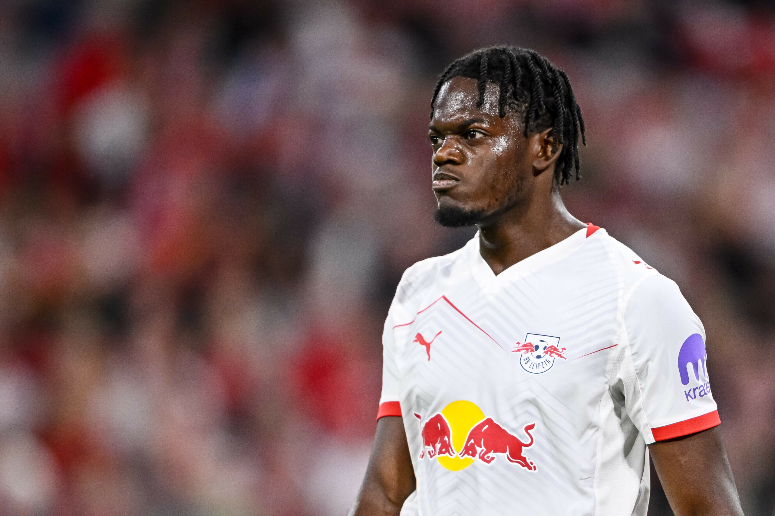 Castello Lukeba im Spiel gegen Bayern München