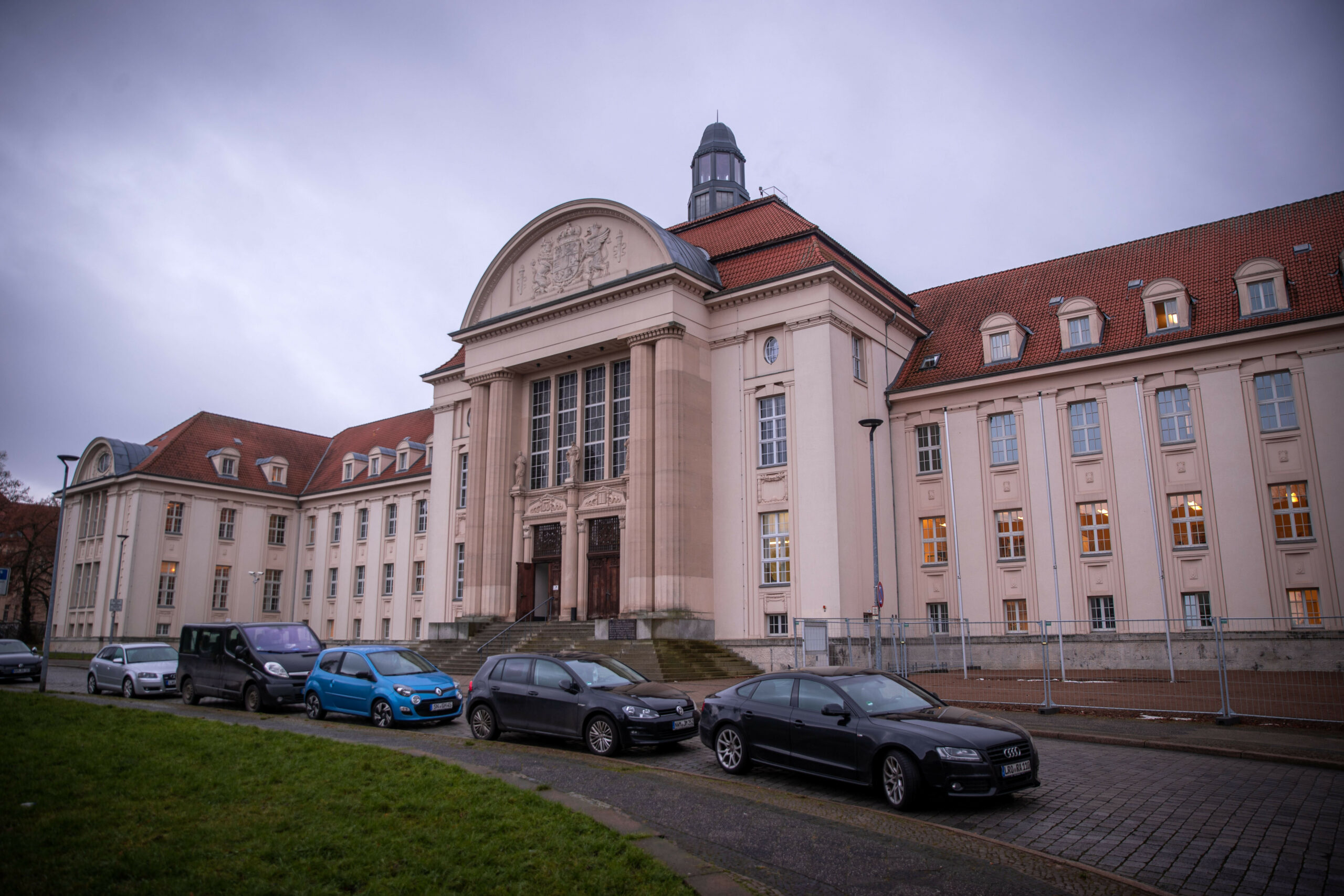 Das Gebäude des Land- und Amtsgerichts in Schwerin.