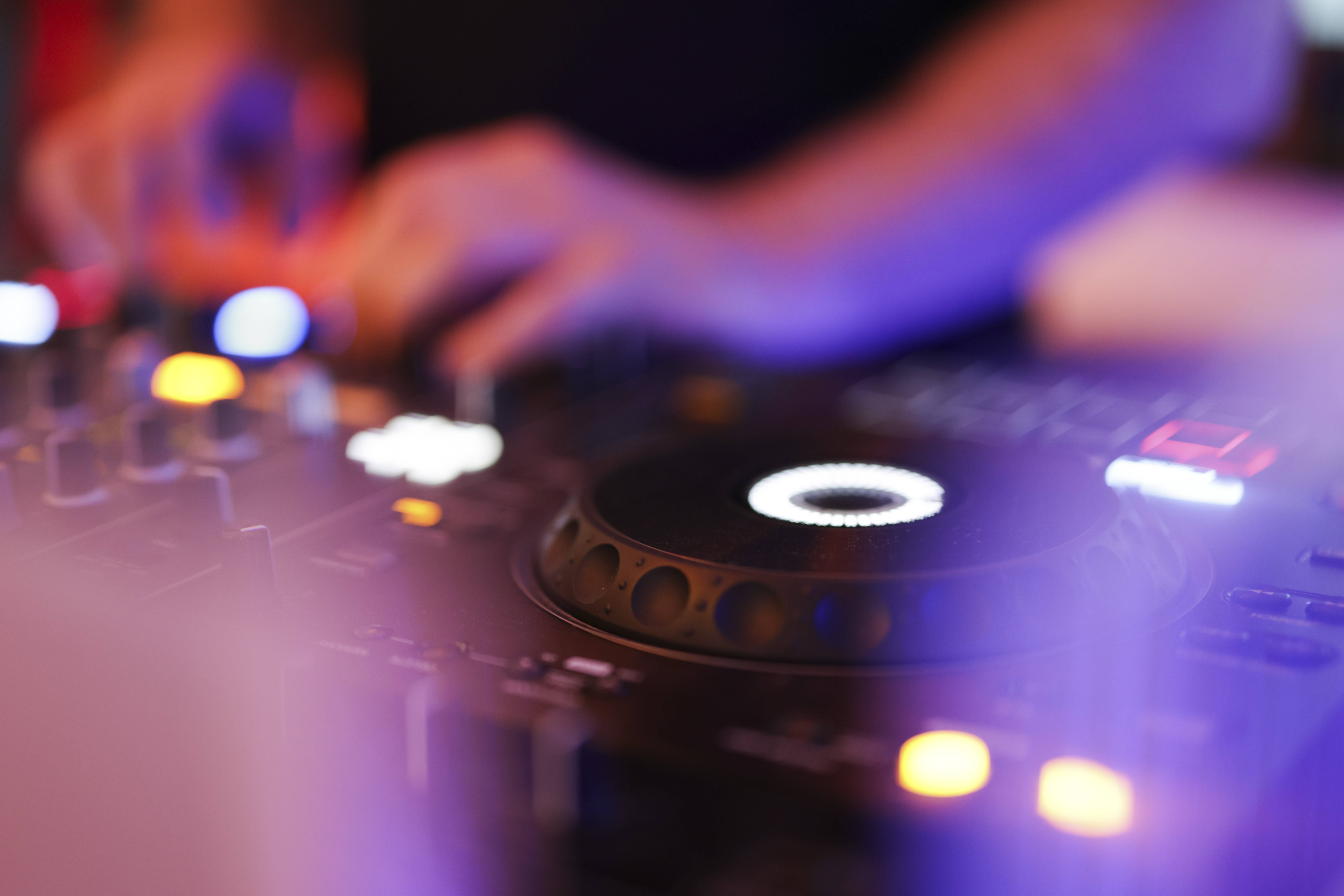 DJ Pult