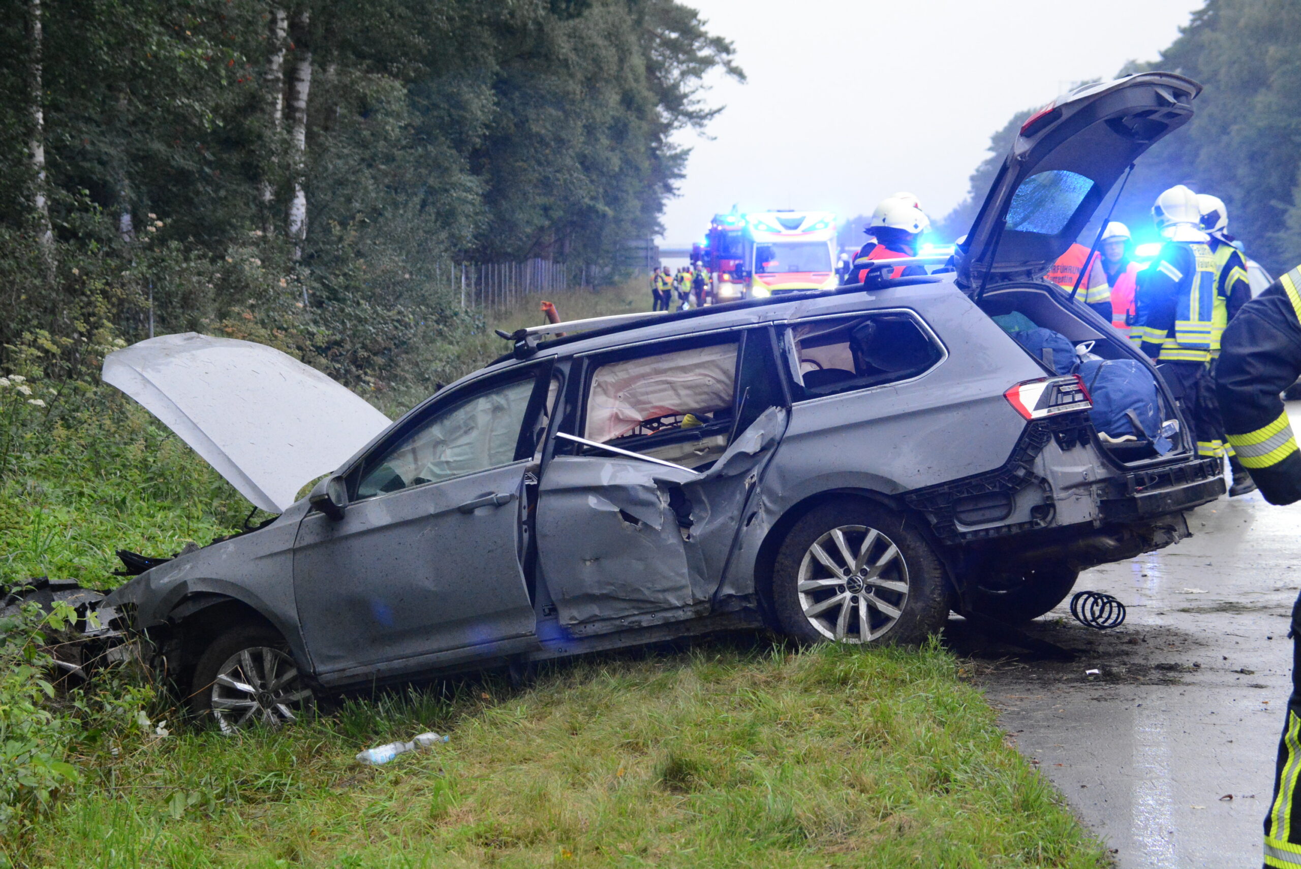 Der VW Passat musste abgeschleppt werden.